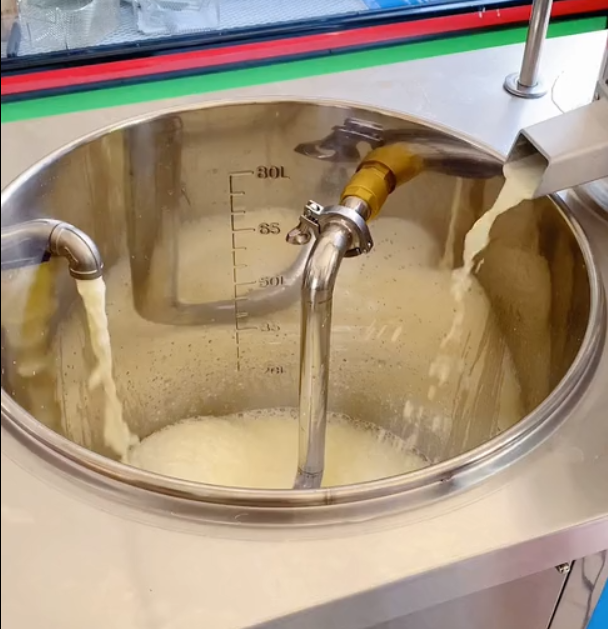 豆腐機(jī)怎么制作豆腐 豆腐機(jī)怎么制作豆腐