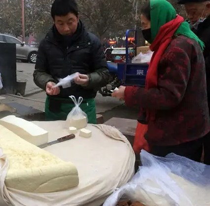 冬天用豆腐機(jī)做豆腐怎么樣 冬天用豆腐機(jī)做豆腐怎么樣