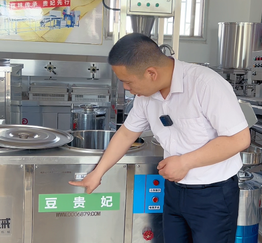 怎么用豆腐機(jī)做豆腐 怎么用豆腐機(jī)做豆腐